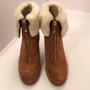 Kate Spade Stasia Suede /Cream Faux Fur NWOT